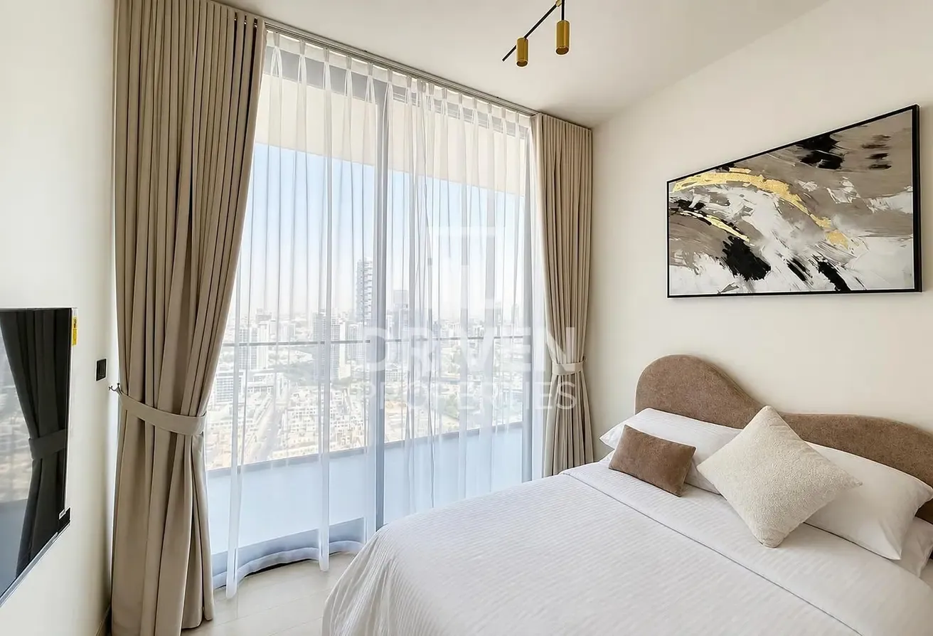 Exclusive Apt | Private Pool | High Floor