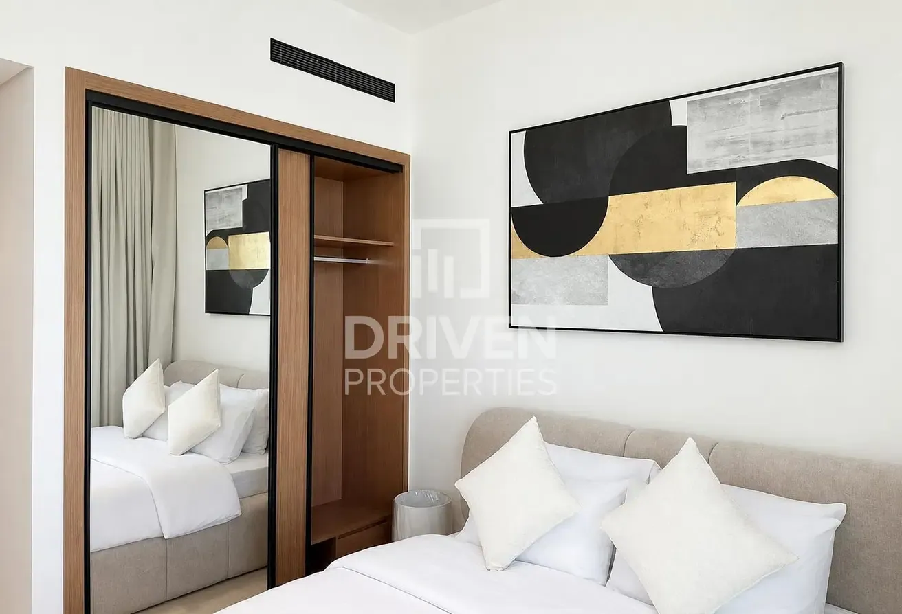 Exclusive Apt | Private Pool | High Floor
