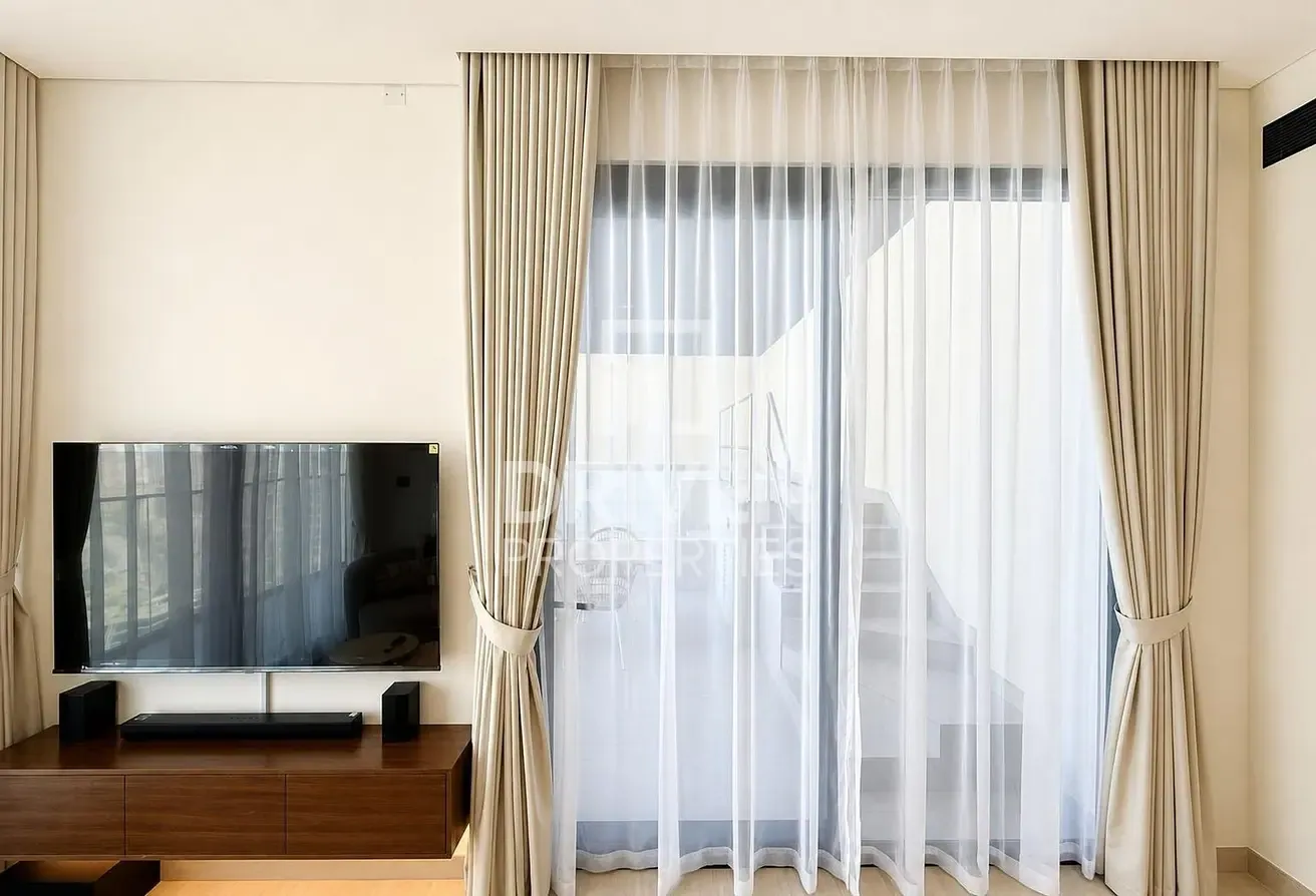 Exclusive Apt | Private Pool | High Floor