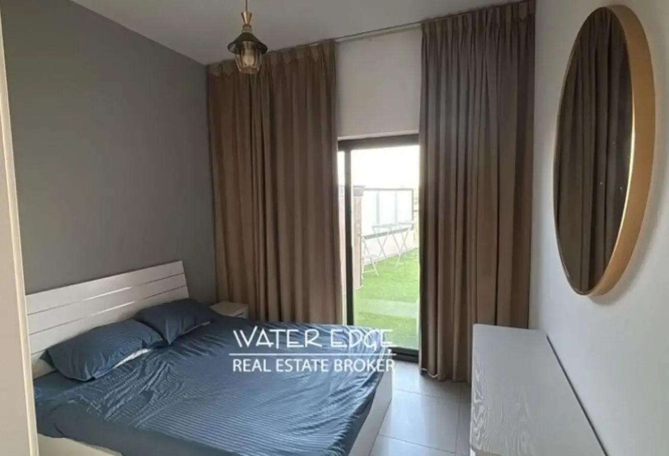 Large Terrace | Furnished | Vacant and Upgraded
