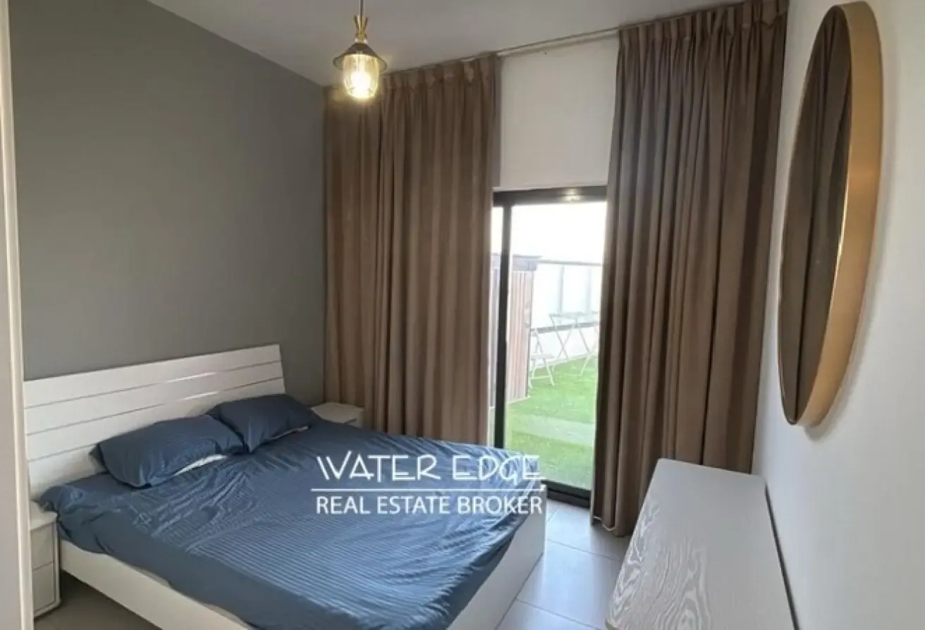 Large Terrace | Furnished | Vacant and Upgraded