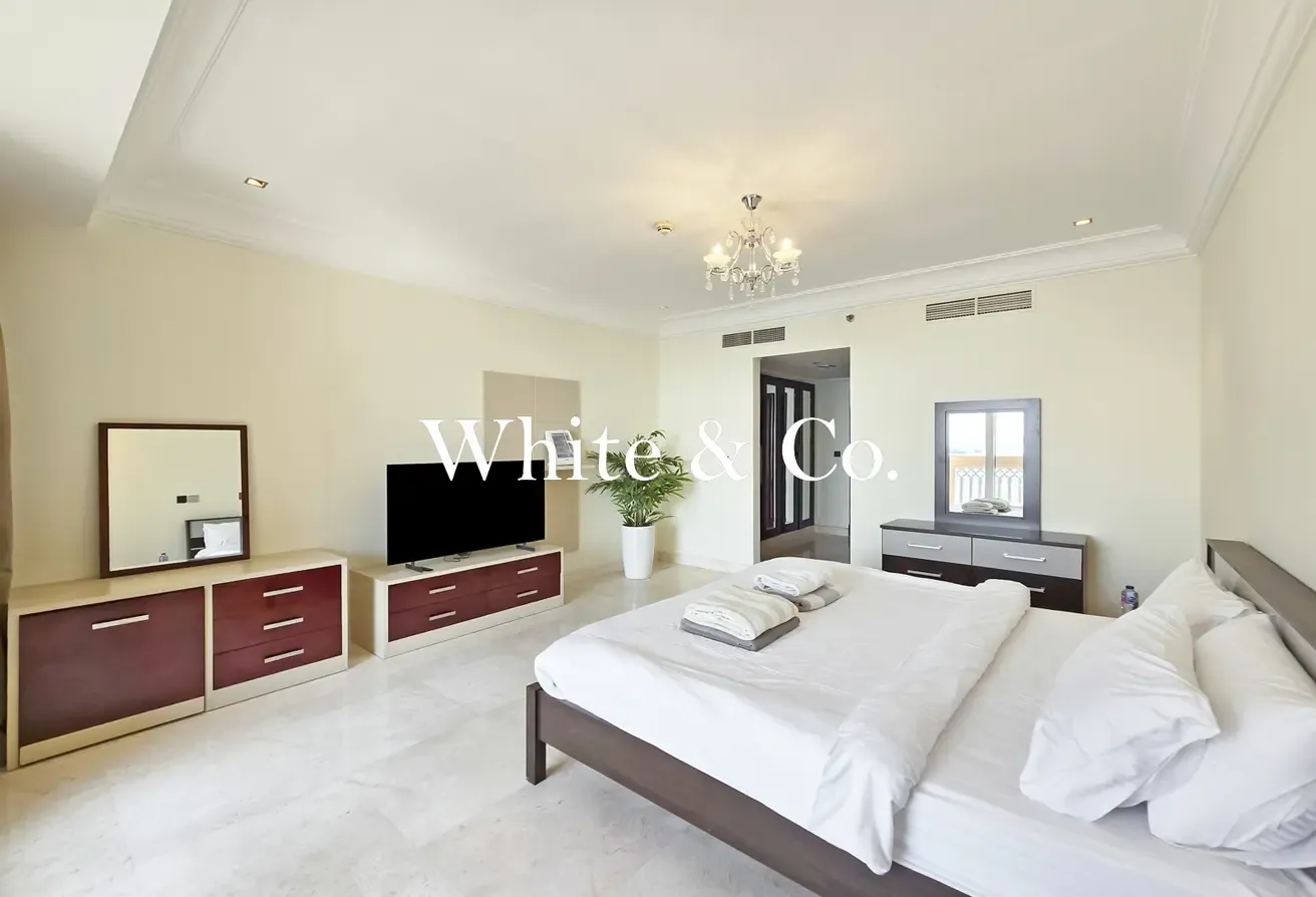 Huge Terrace | Sea + Sunset View | Vacant