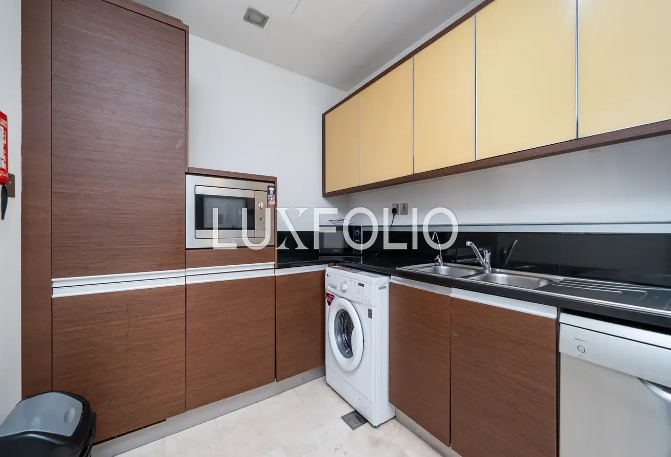 Best Deal In The Community l Beautiful Seaview l Great Value