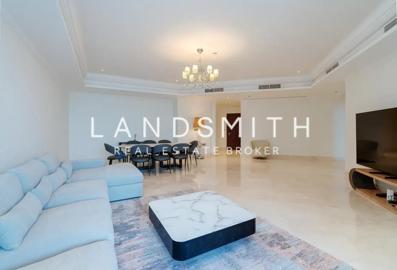 Upgraded Penthouse| Beautiful Sea View | Maid Room