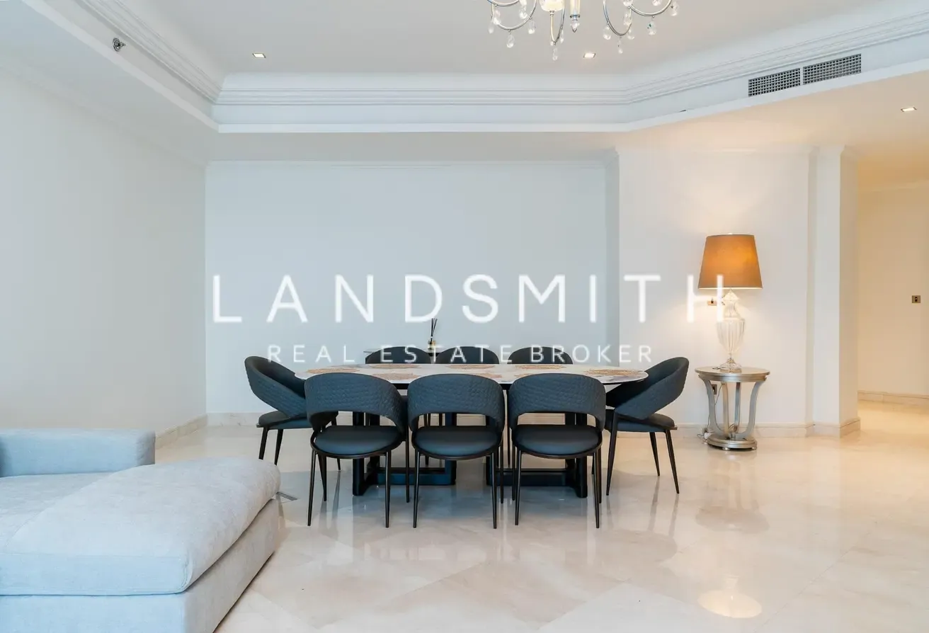 Upgraded Penthouse| Beautiful Sea View | Maid Room