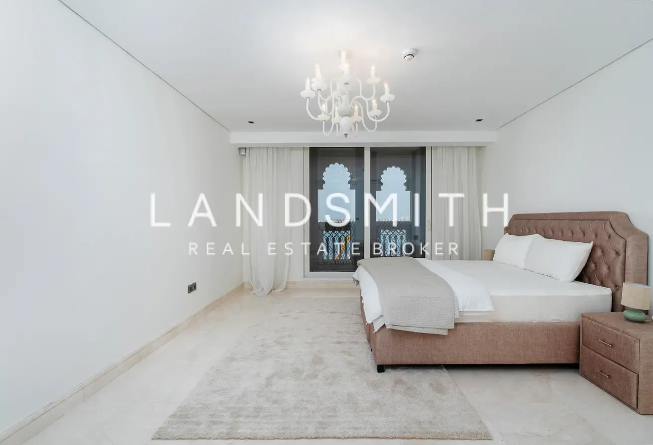 Upgraded Penthouse| Beautiful Sea View | Maid Room