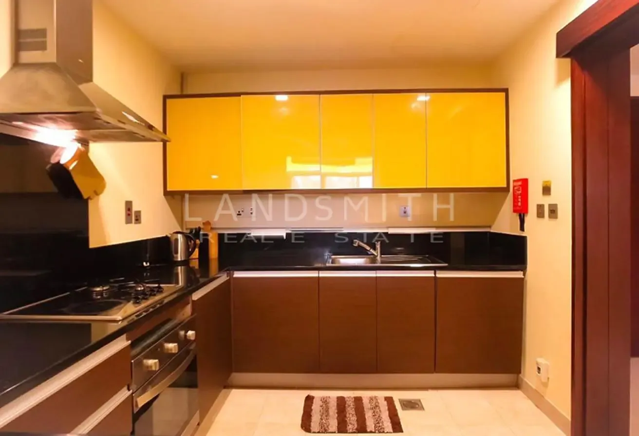 Fully Furnished | Bright 1BR Apartment | Park View