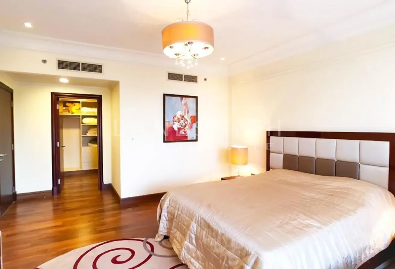 Fully Furnished | Bright 1BR Apartment | Park View