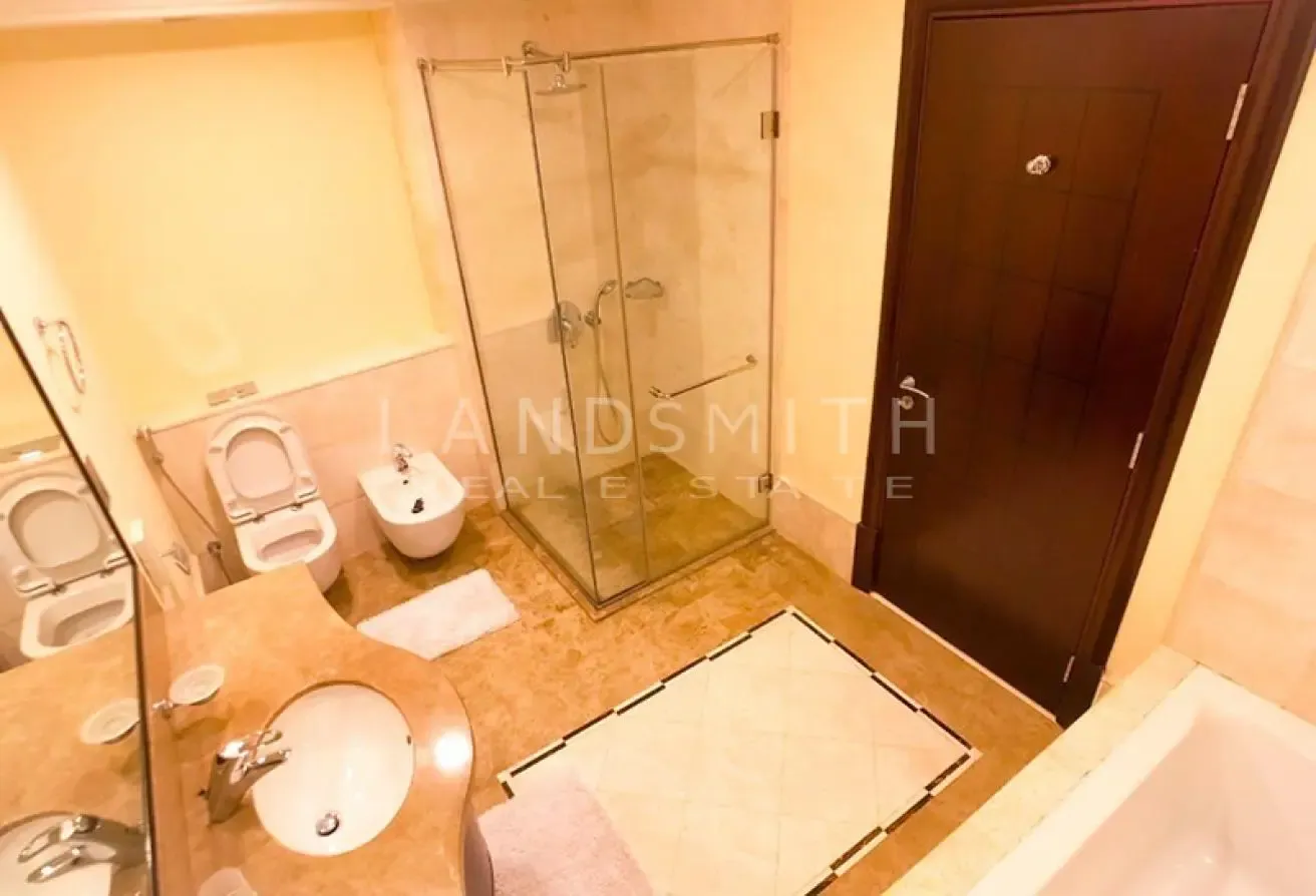 Fully Furnished | Bright 1BR Apartment | Park View