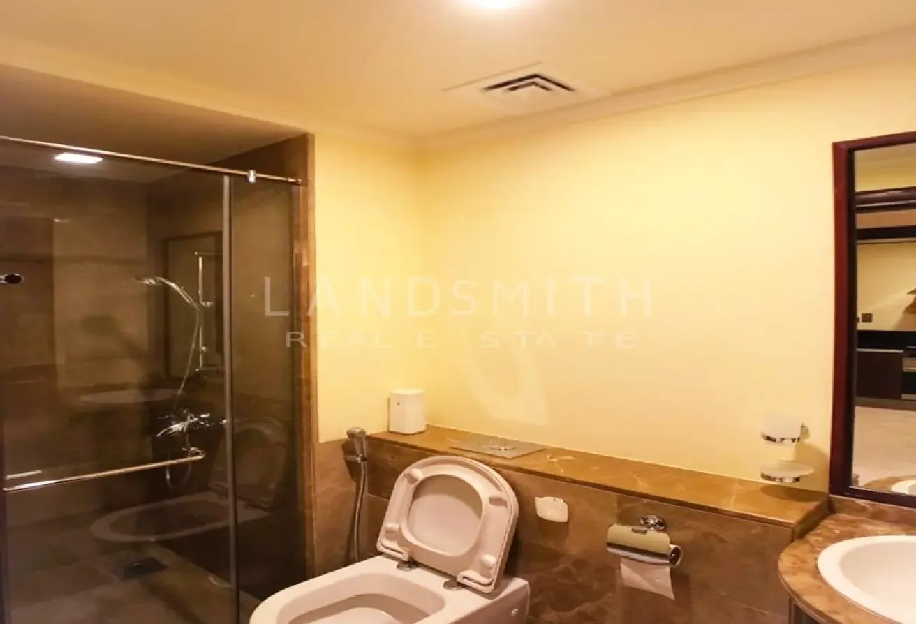 Fully Furnished | Bright 1BR Apartment | Park View