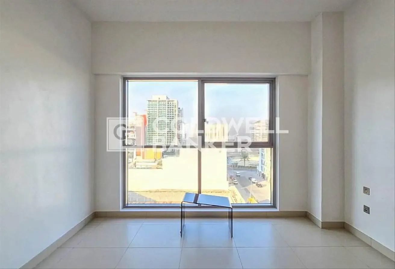 Vacant | Bright and Spacious | Motivated Seller