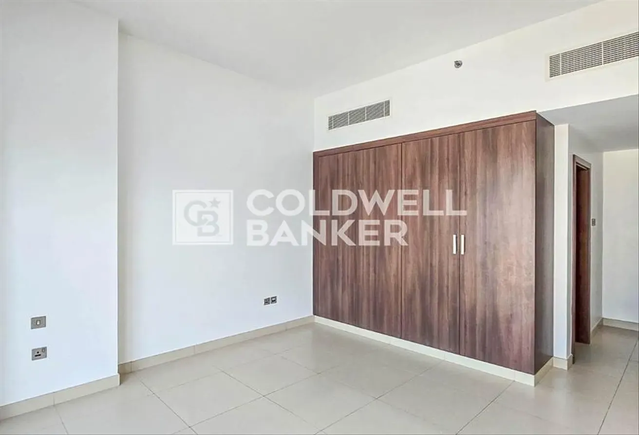 Vacant | Bright and Spacious | Motivated Seller