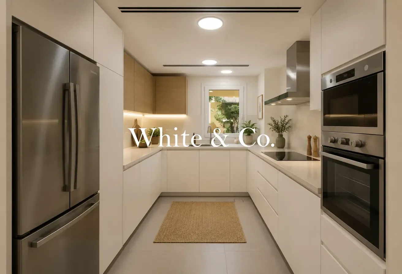 Single Row | Upgraded | 3 bed En-suite