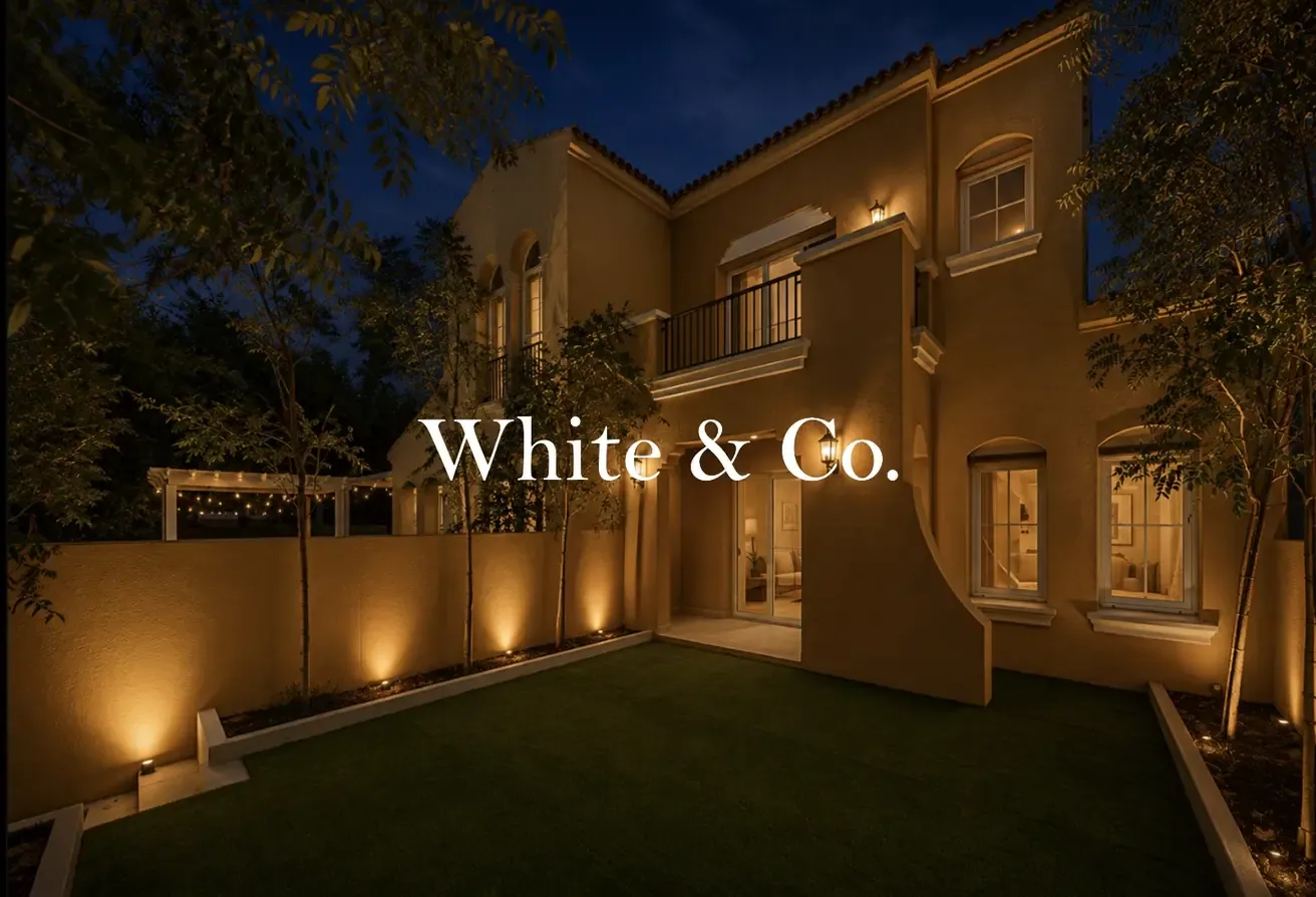 Single Row | Upgraded | 3 bed En-suite