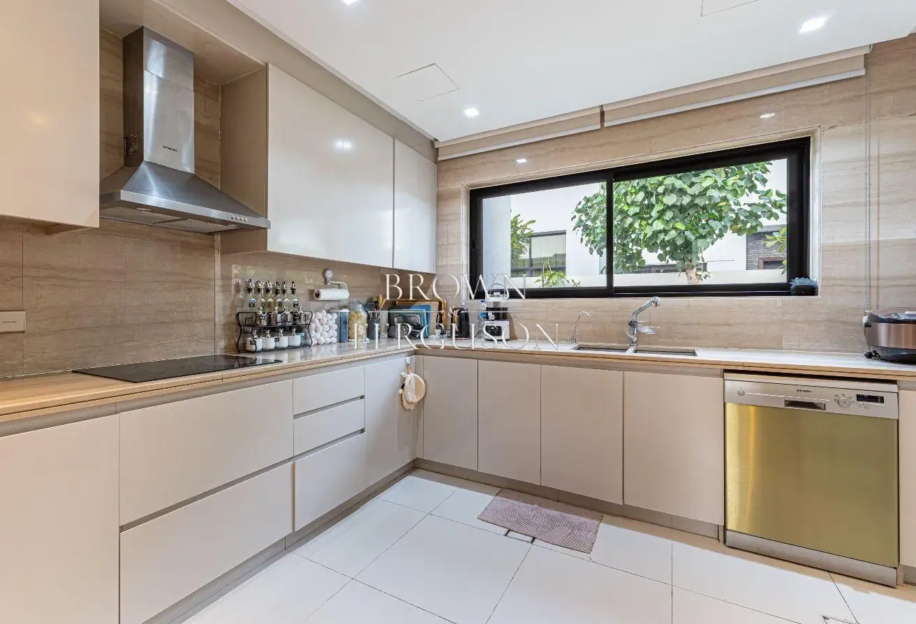Golf Backing | Standalone | Fully Furnished
