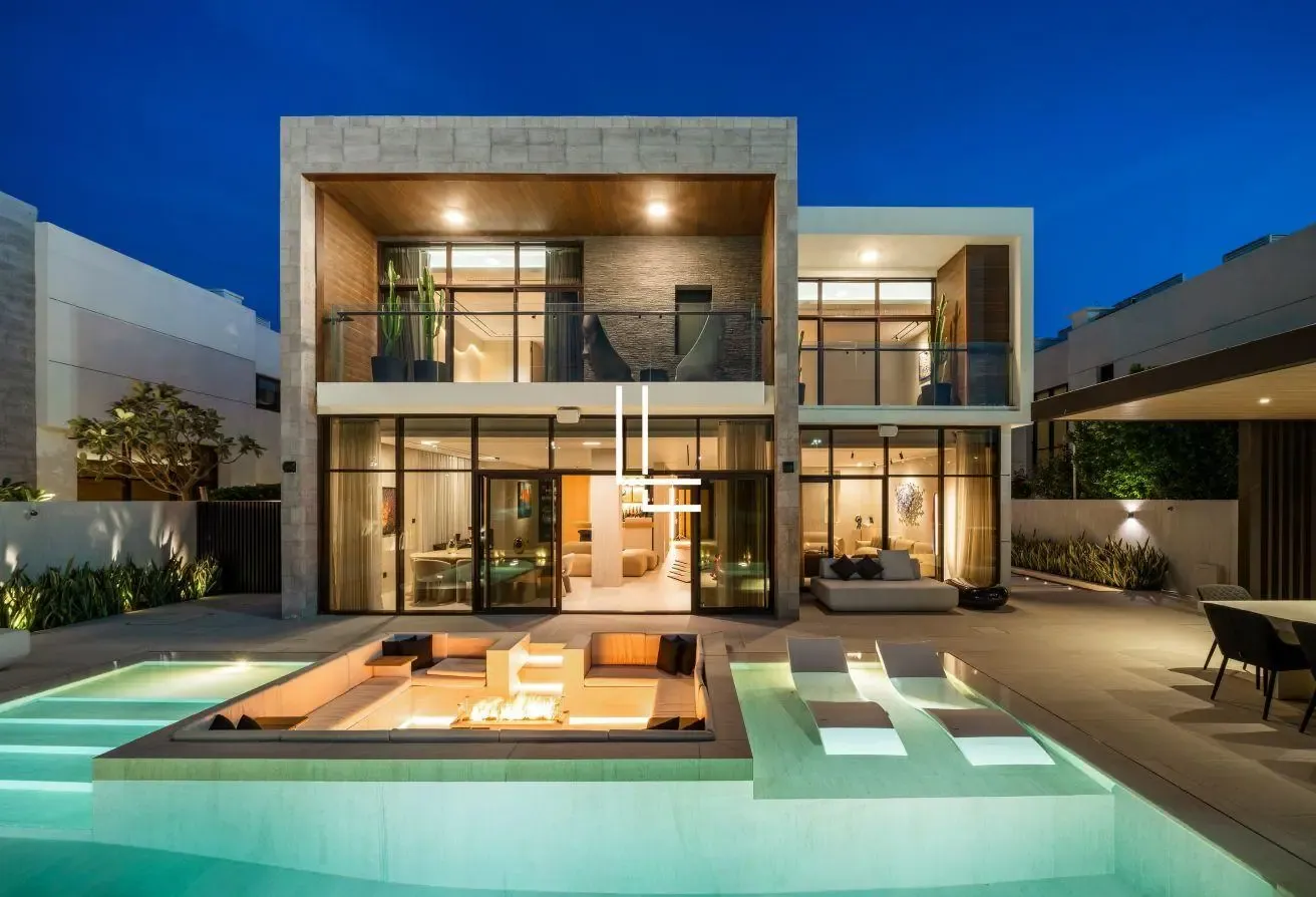 Prime 5BR Villa | Golf Community Living.