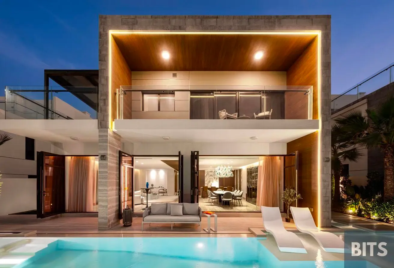 Luxury Upgraded Smart Villa | Golf View | Rented