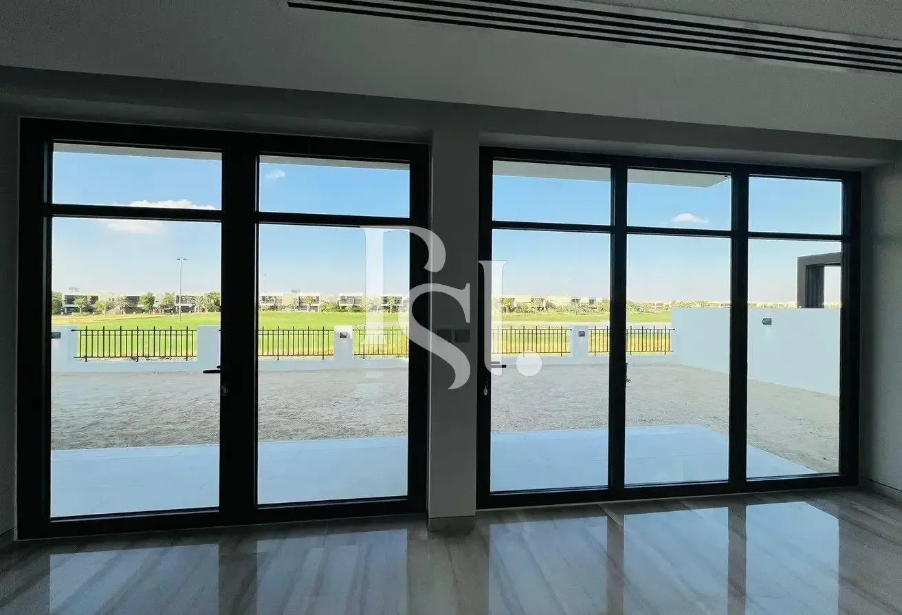 Standalone | Facing Golf Course | Branded
