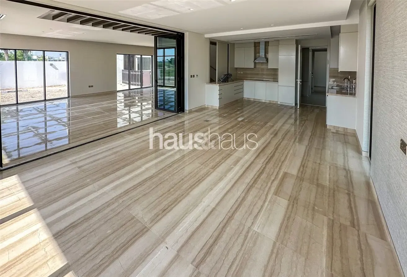 Golf VIew | G+2 | Upgraded | Luxury