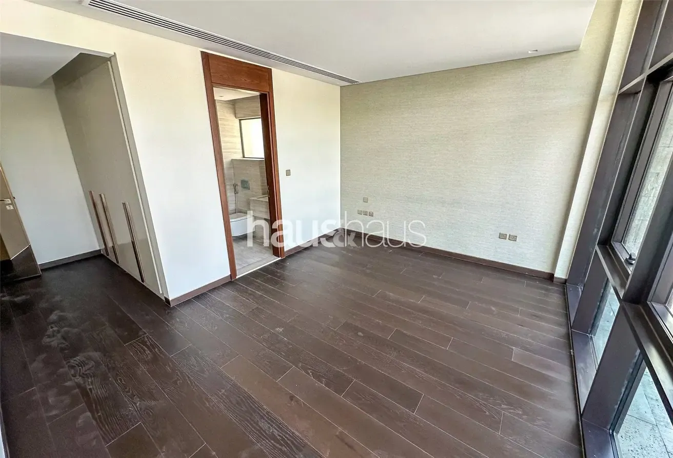Golf VIew | G+2 | Upgraded | Luxury
