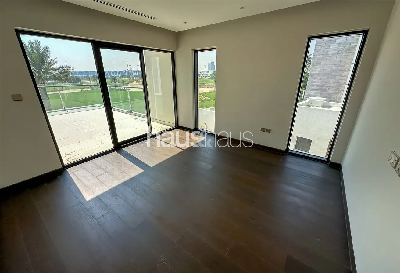 Golf VIew | G+2 | Upgraded | Luxury