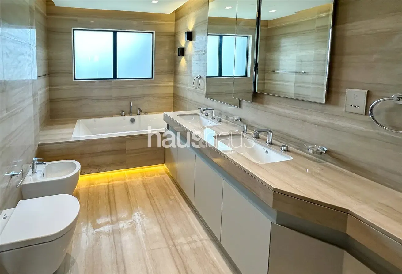 Golf VIew | G+2 | Upgraded | Luxury