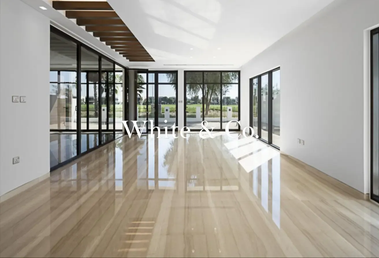 Motivated | Huge Villa | Golf Course Views