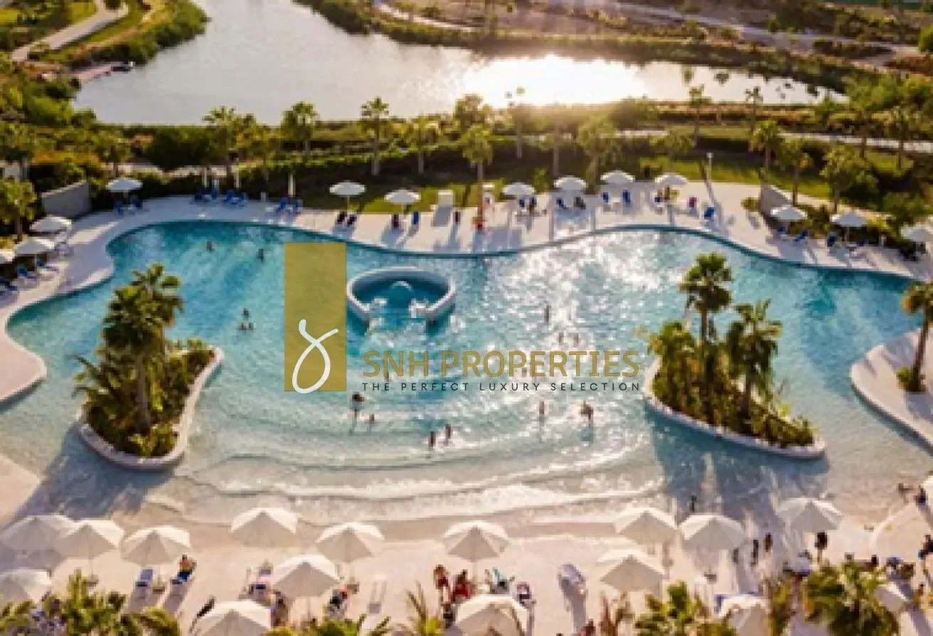 SINGLE ROW | PARK ACCESS | BOOK NOW