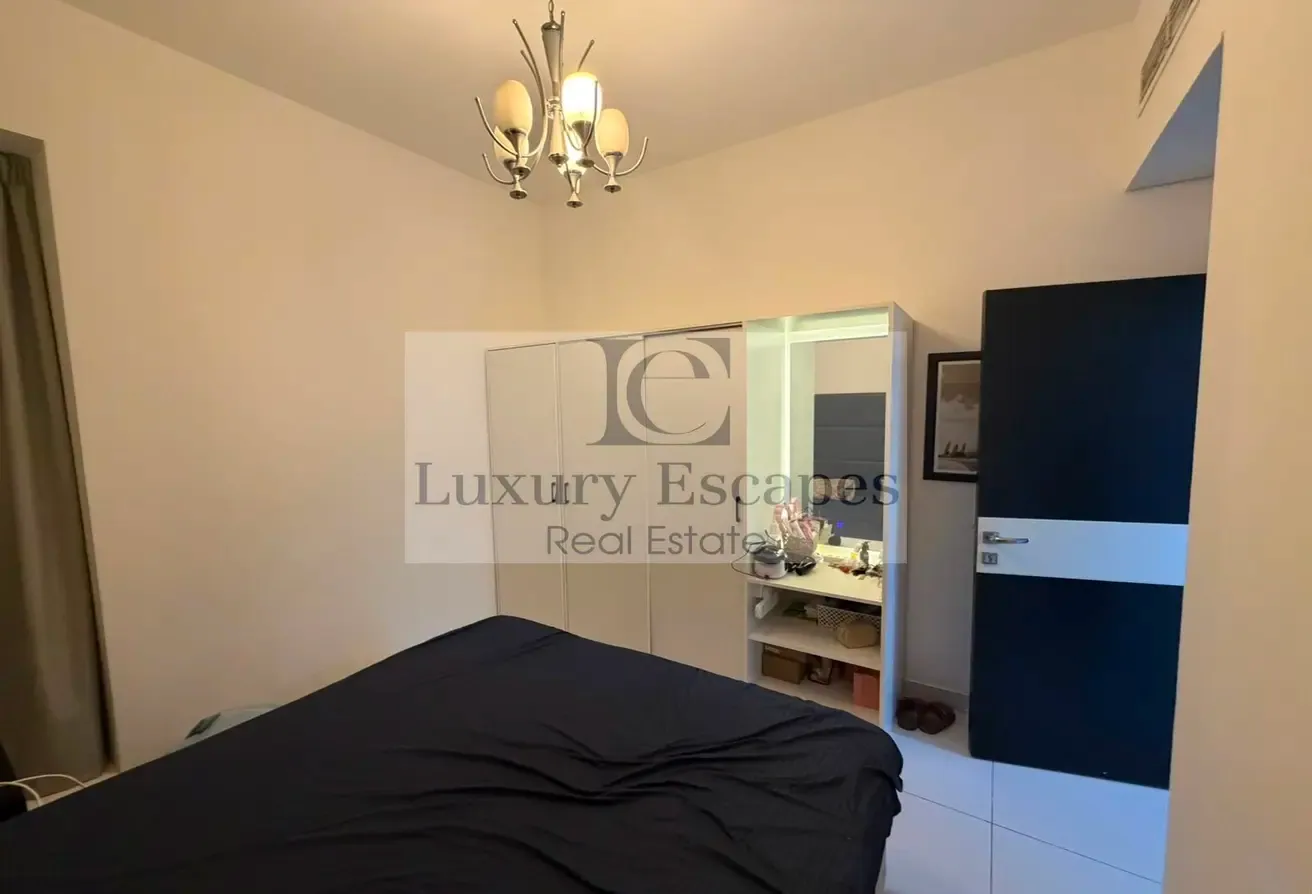 Golf View | Furnished | 6 Cheques | Wifi Included