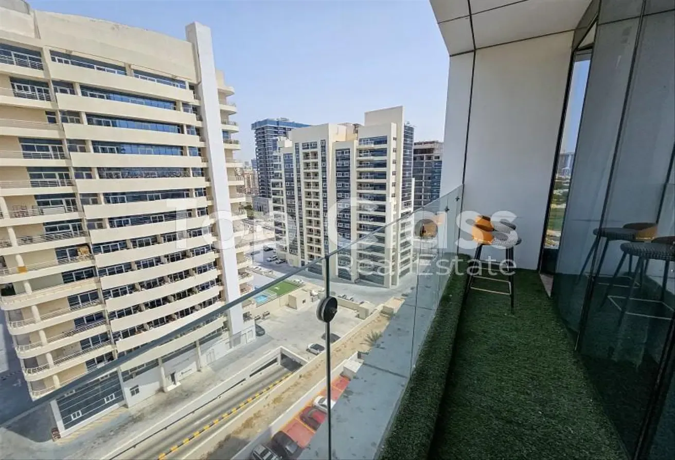 Fully Furnished | Golf Course View | Ready to Move