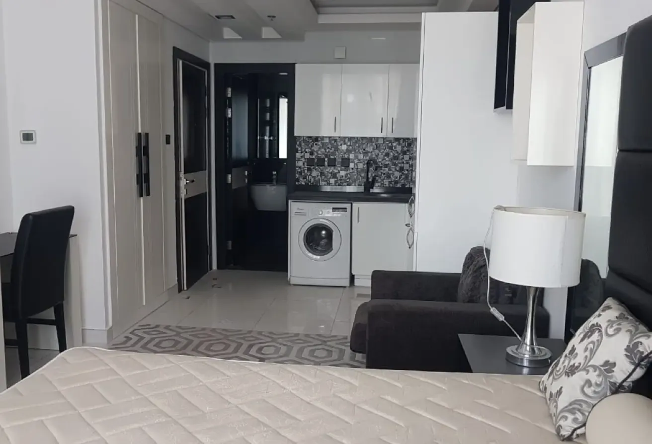 Fully Furnished | Spacious Layout | 4 cheques