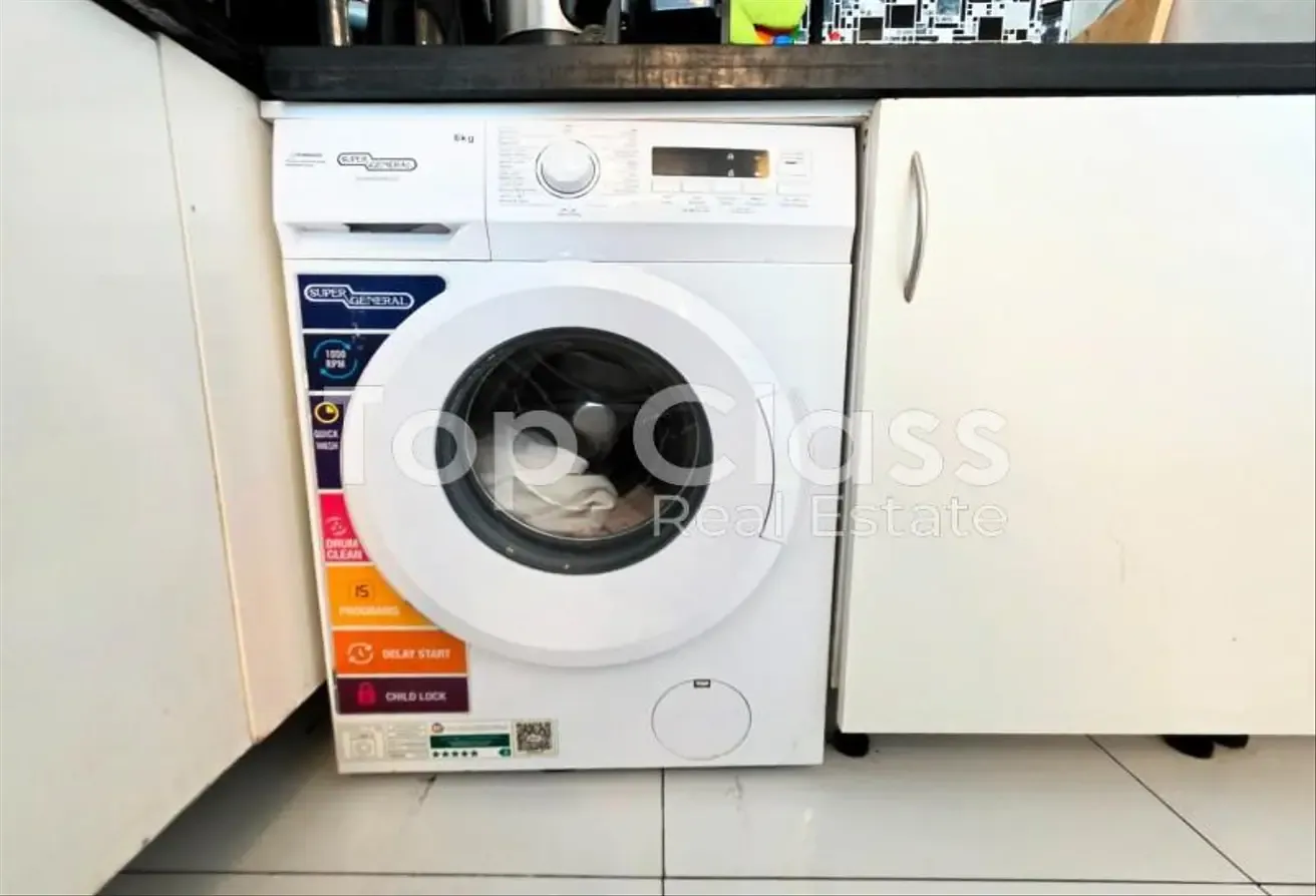 Fully Furnished  | 2 Parking | Multiple Cheques