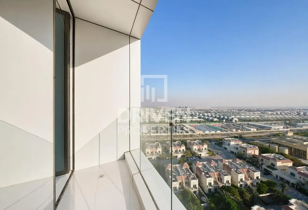Well Maintained | Vacant Unit | High Floor
