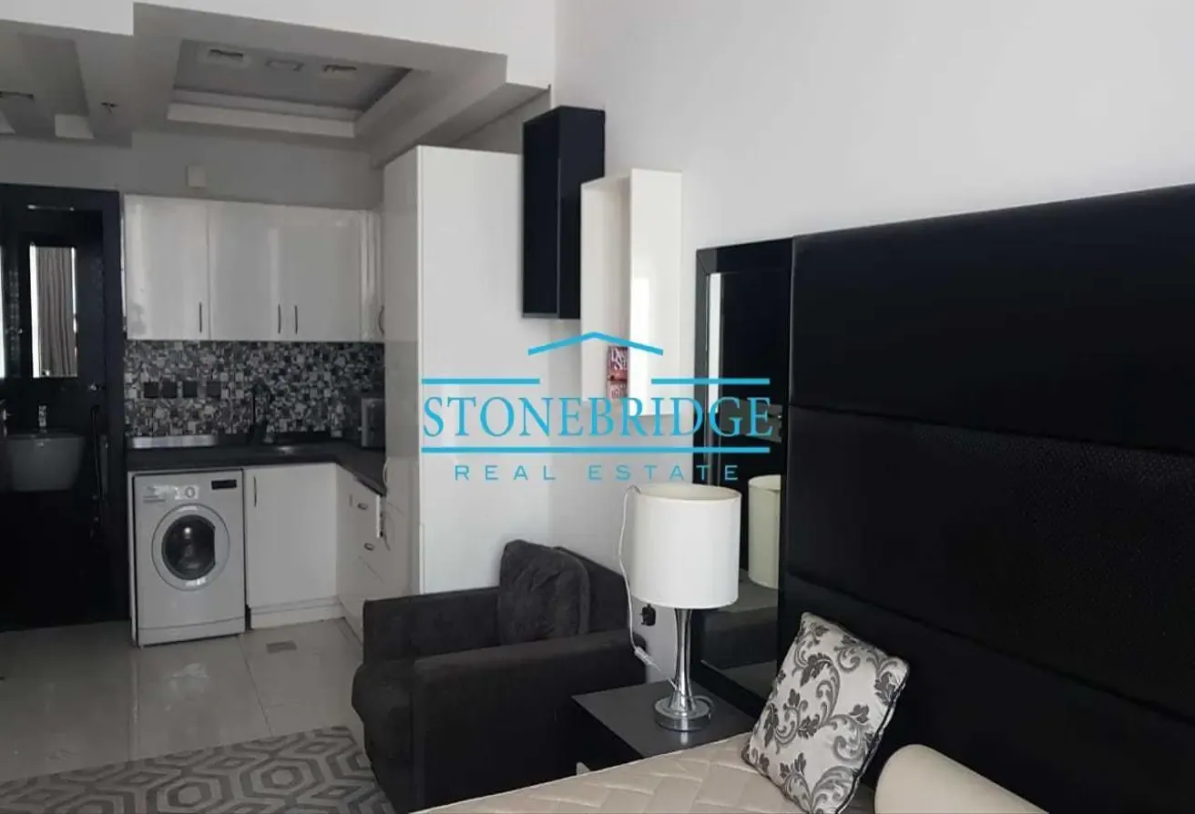 FULLY FURNISHED | READY TO MOVED | WITH PARKING
