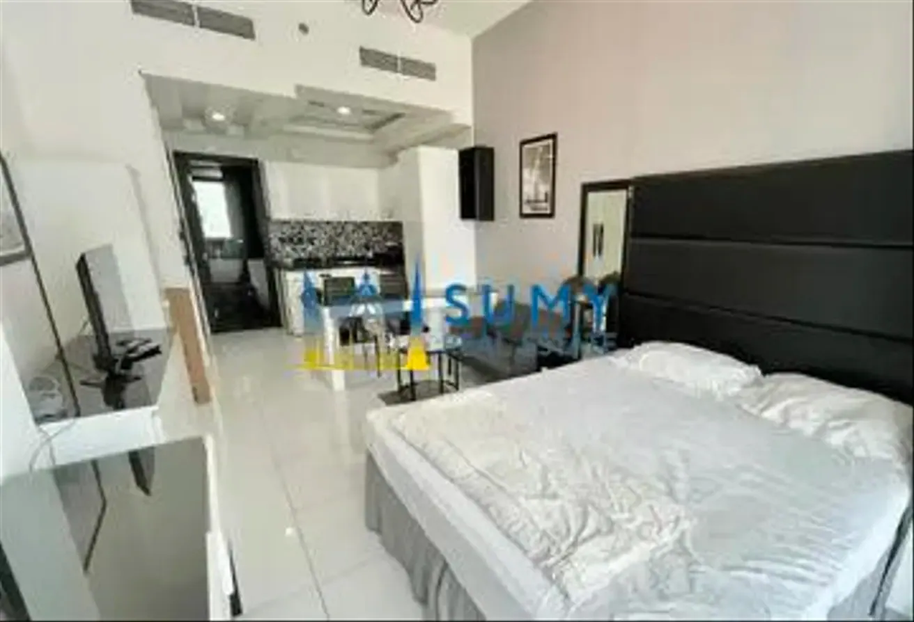 FUll GOlf Course View! Fully Furnished!