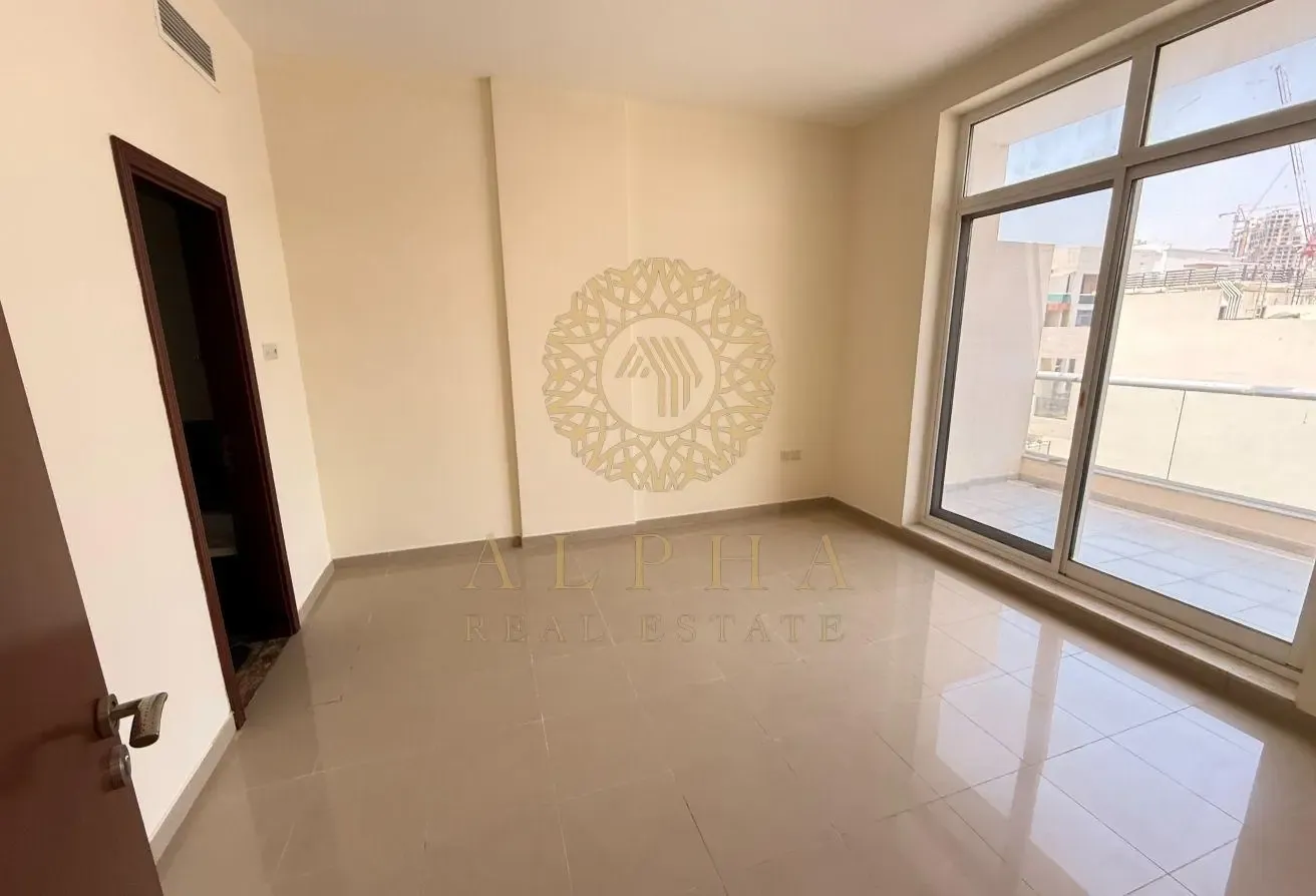 Chiller Free 1BR | White Goods Included