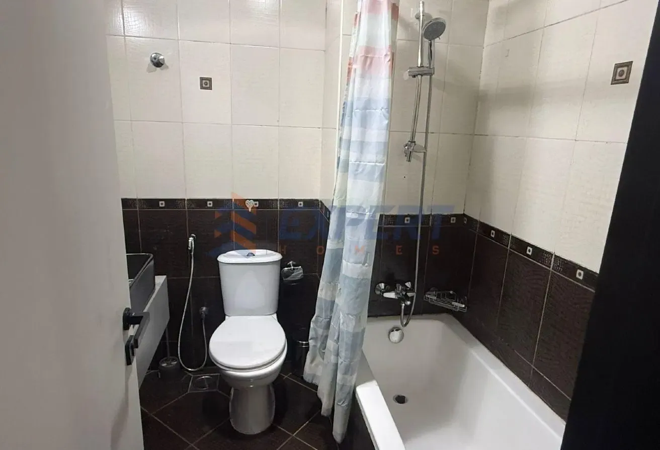 Fully Furnished | Upgraded Unit | Mov-in ready