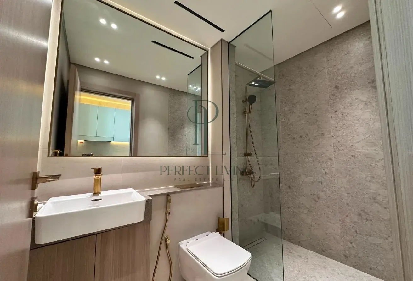 High Floor Studio | Furnished | Pool Gym Parking