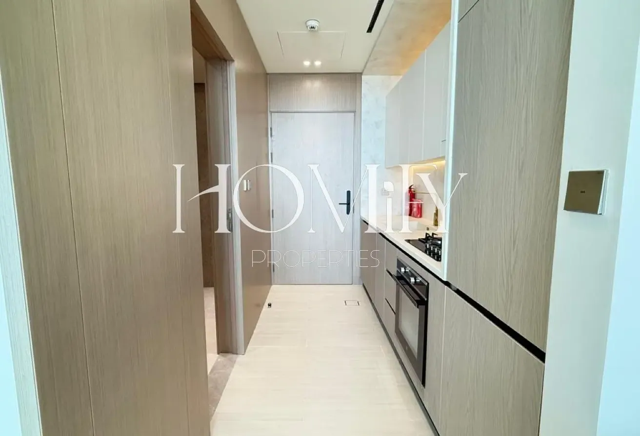BRAND NEW | FULLY FURNISHED | EXCELLENT LOCATION
