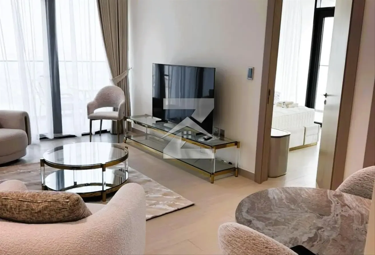 Brand New & Vacant! Furnished, High Flr, Corner