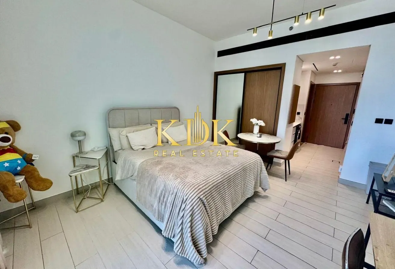 Fully Furnished | Vacant Studio | Pool View