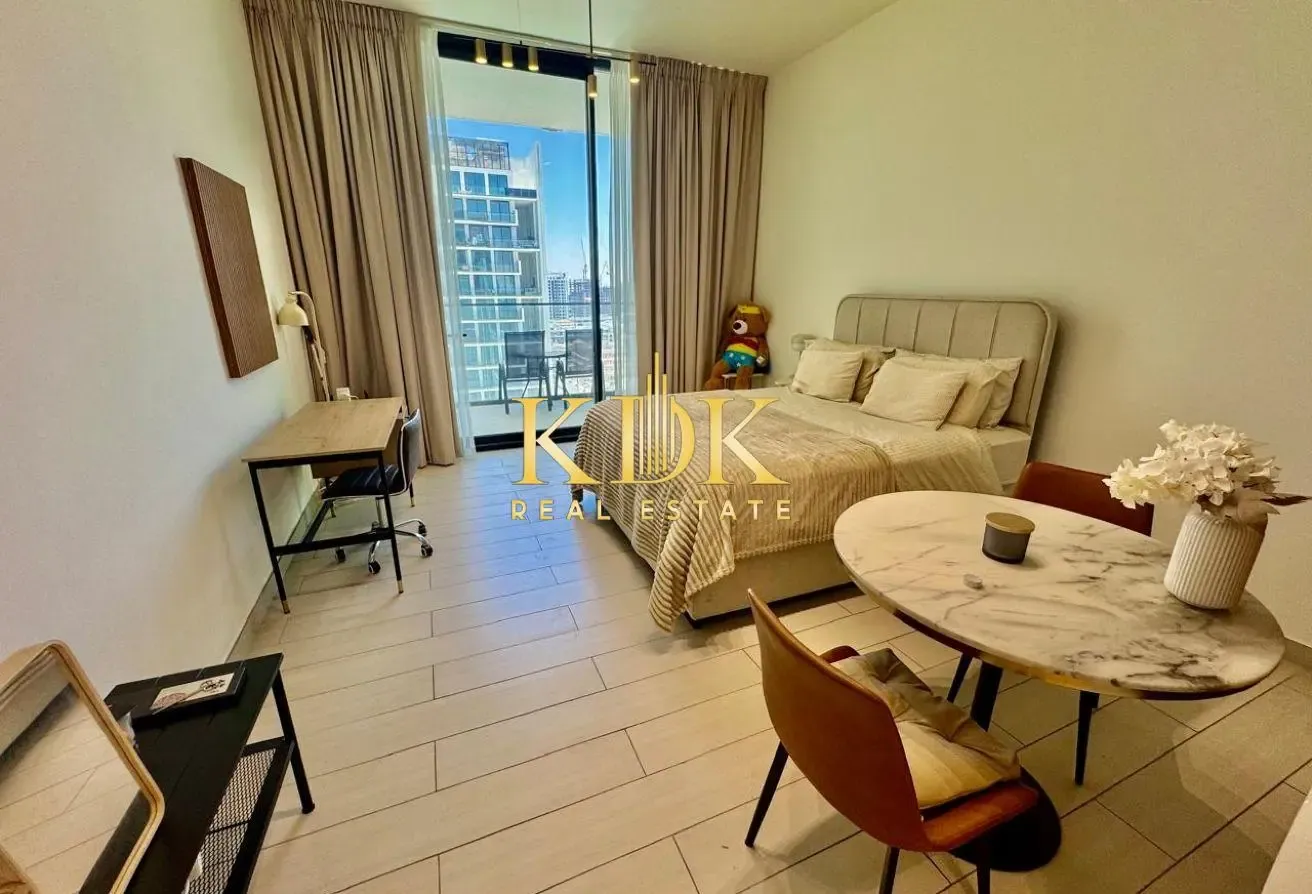 Fully Furnished | Vacant Studio | Pool View
