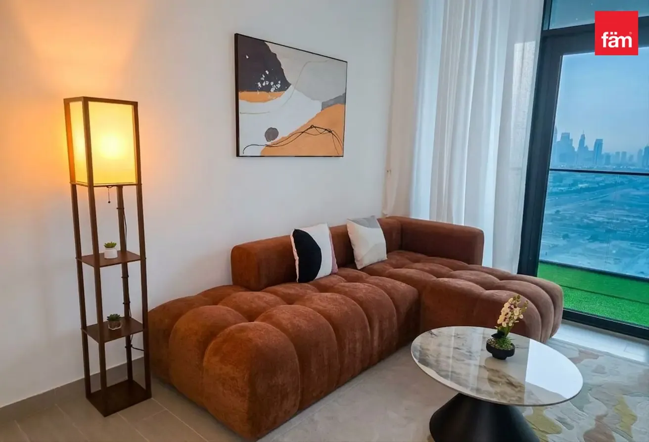 Bright Furnished Apt | Closed Kitchen