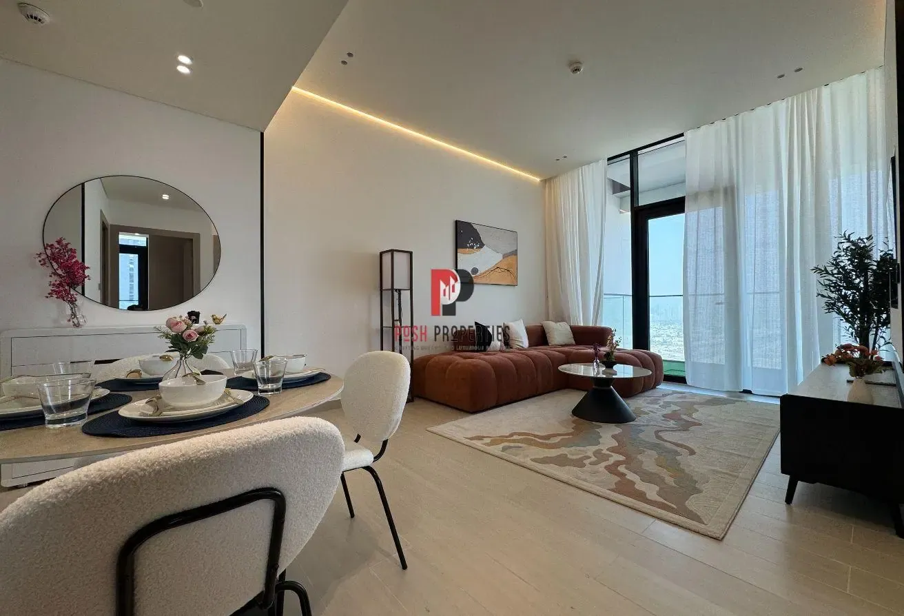 Brand new l Higher Floor l Skyline view
