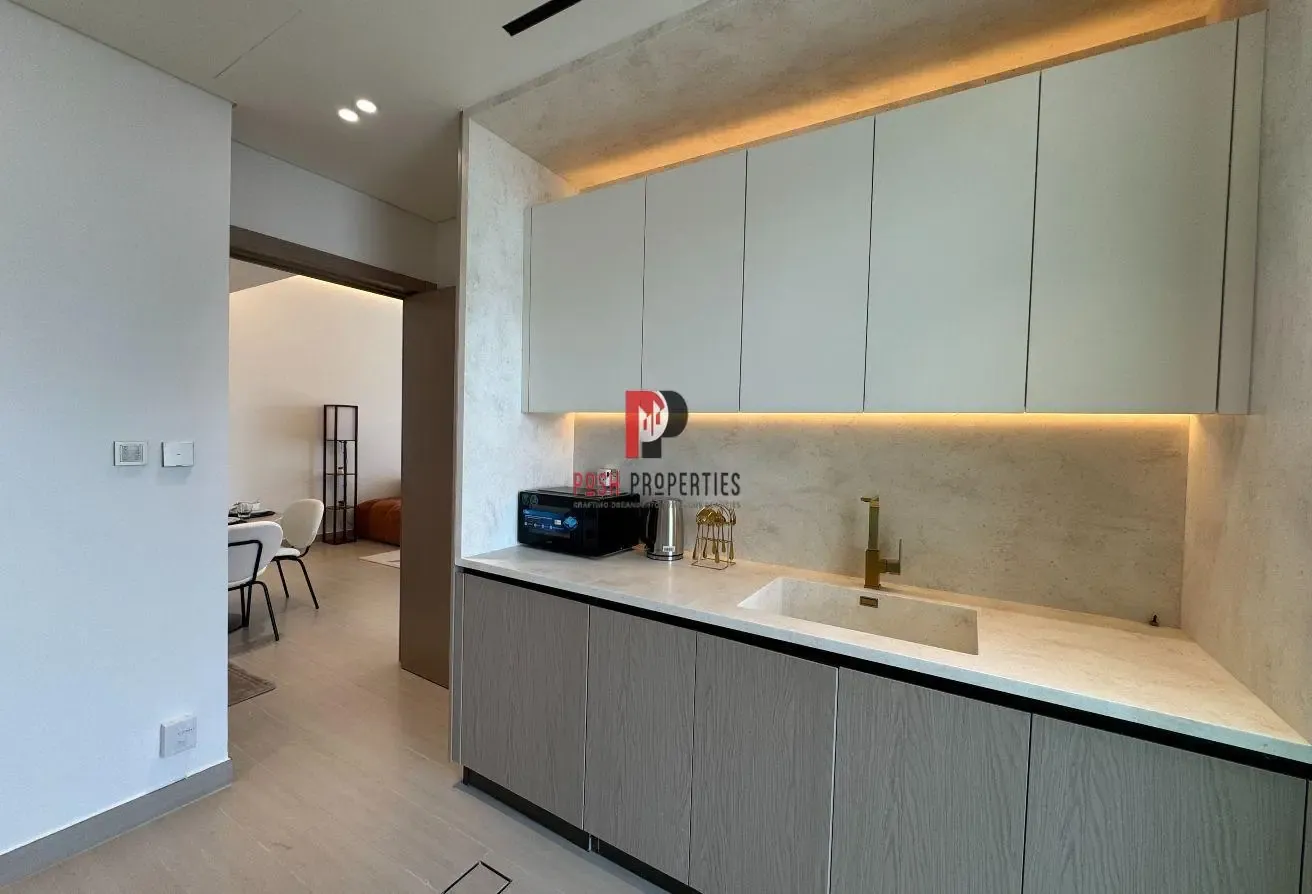 Brand new l Higher Floor l Skyline view