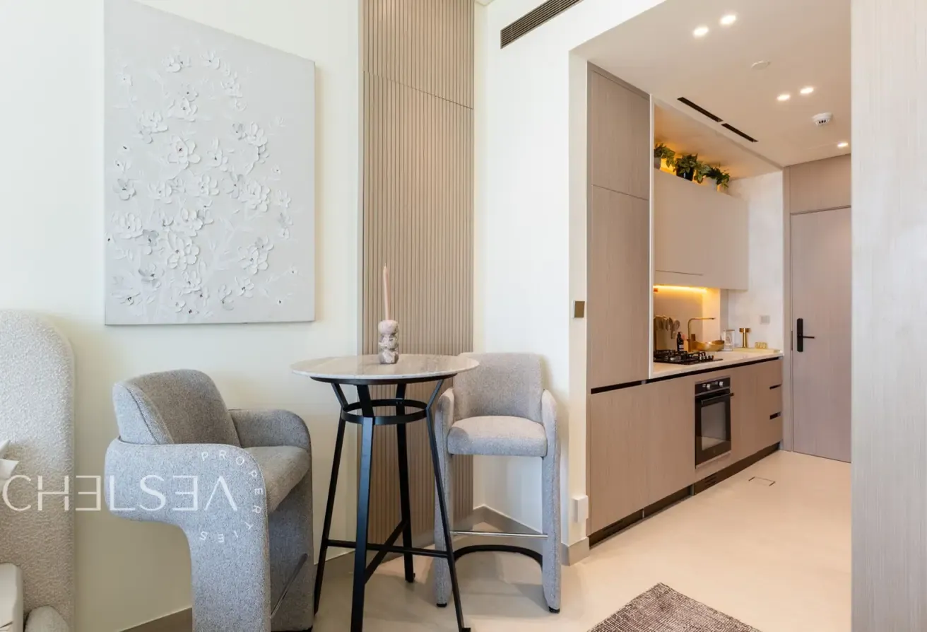 MARINA SKYLINE VIEW | BRAND-NEW | PRIME LOCATION