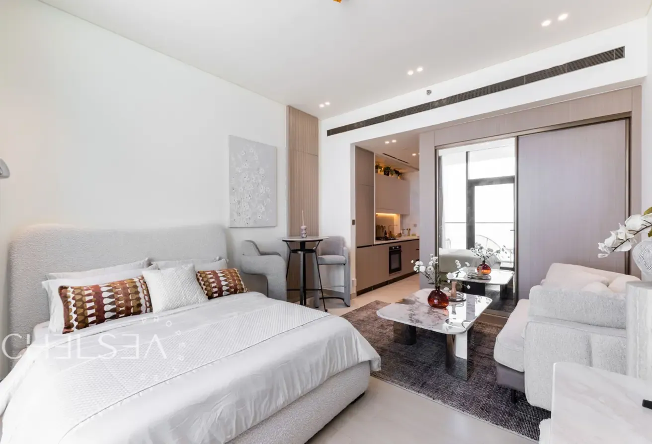 MARINA SKYLINE VIEW | BRAND-NEW | PRIME LOCATION