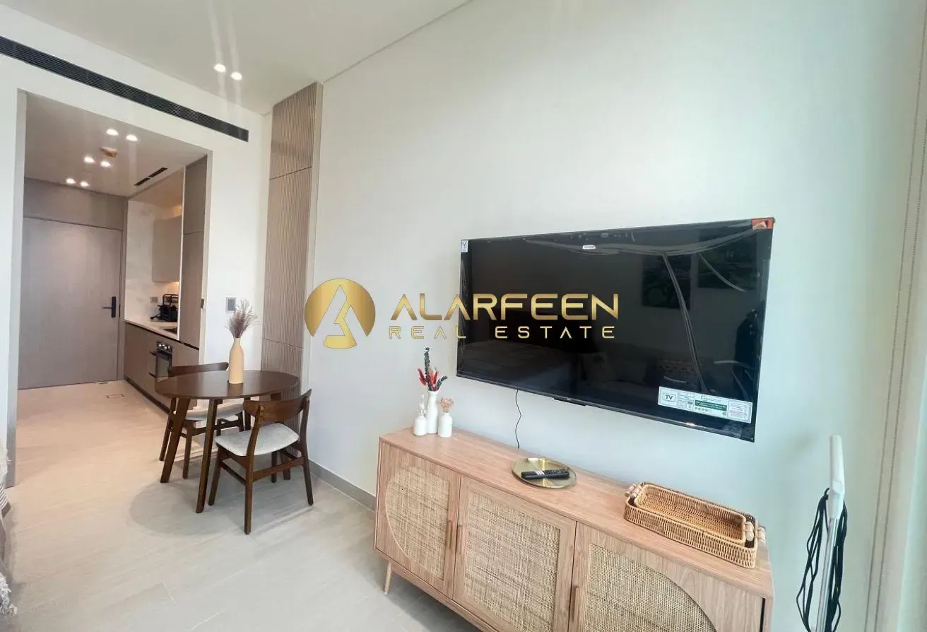 Furnished Studio | Skyline View | Brand New