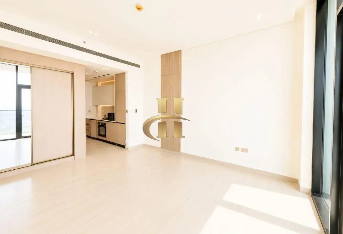 Vacant | Spacious | High Floor | Multiple Cheques
