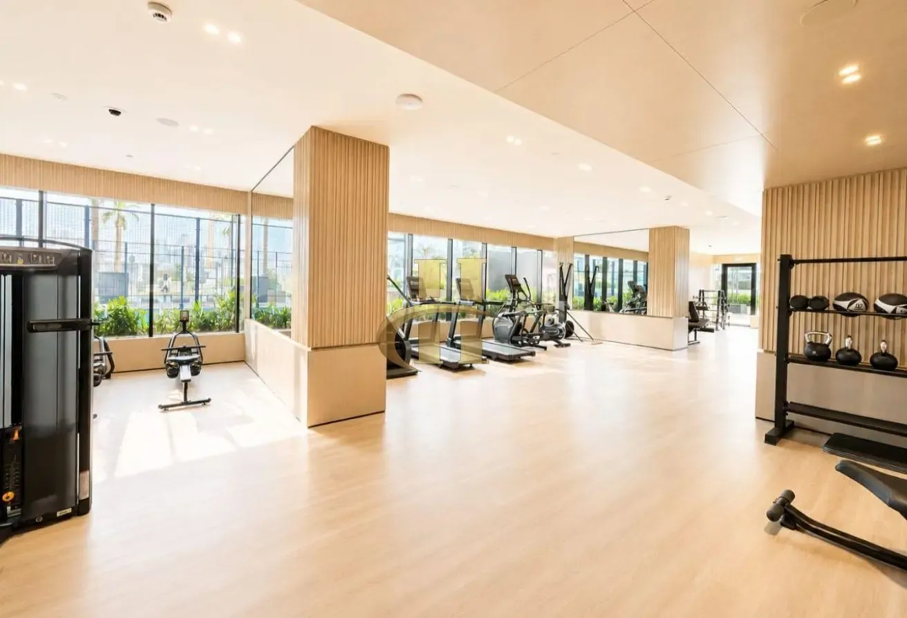 Vacant | Spacious | High Floor | Multiple Cheques